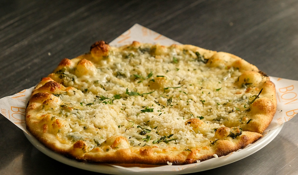 Sarımsaklı Pizza Ekmeği